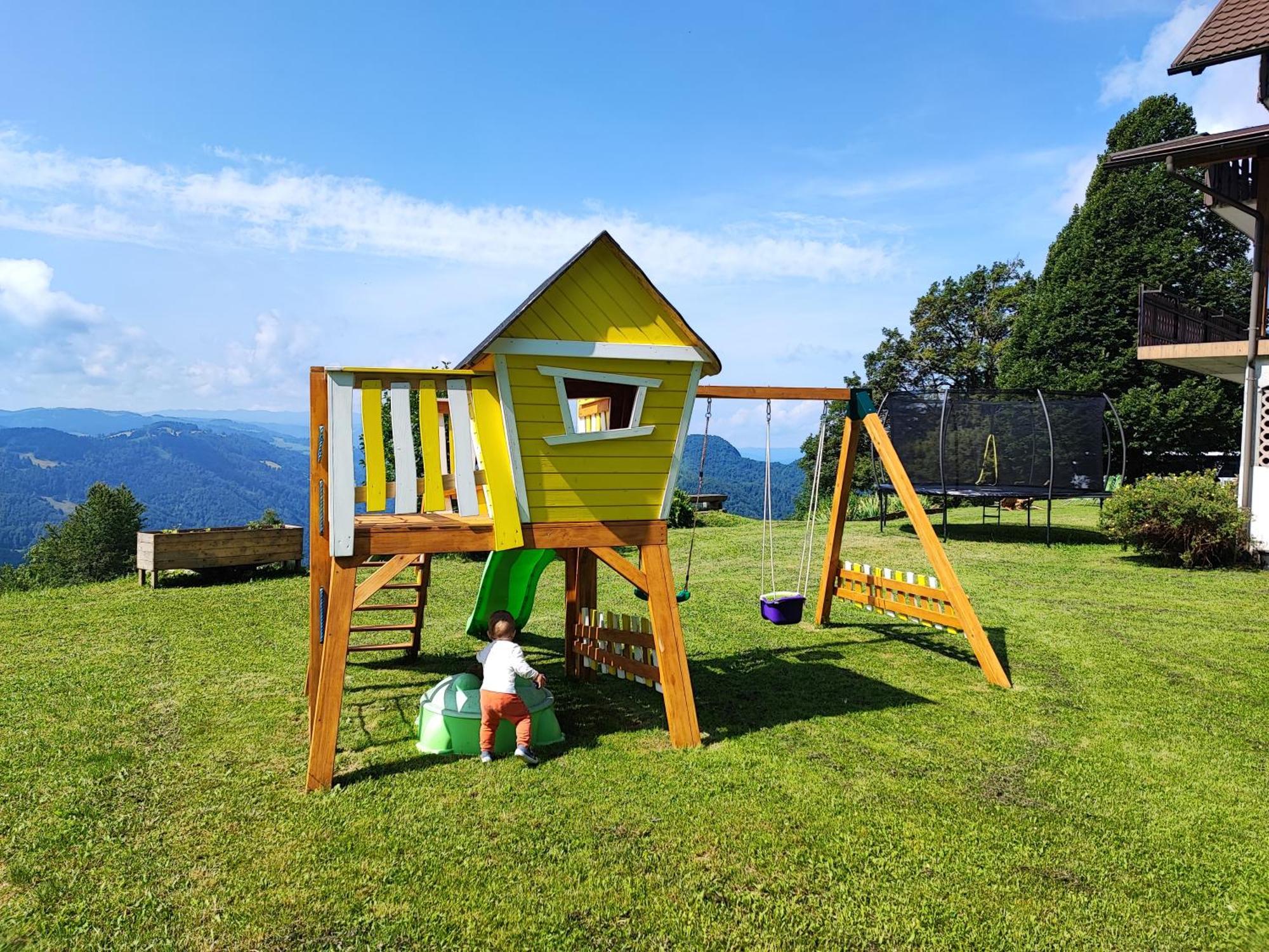 Domacija Za Robom Appartement Cerkno Buitenkant foto
