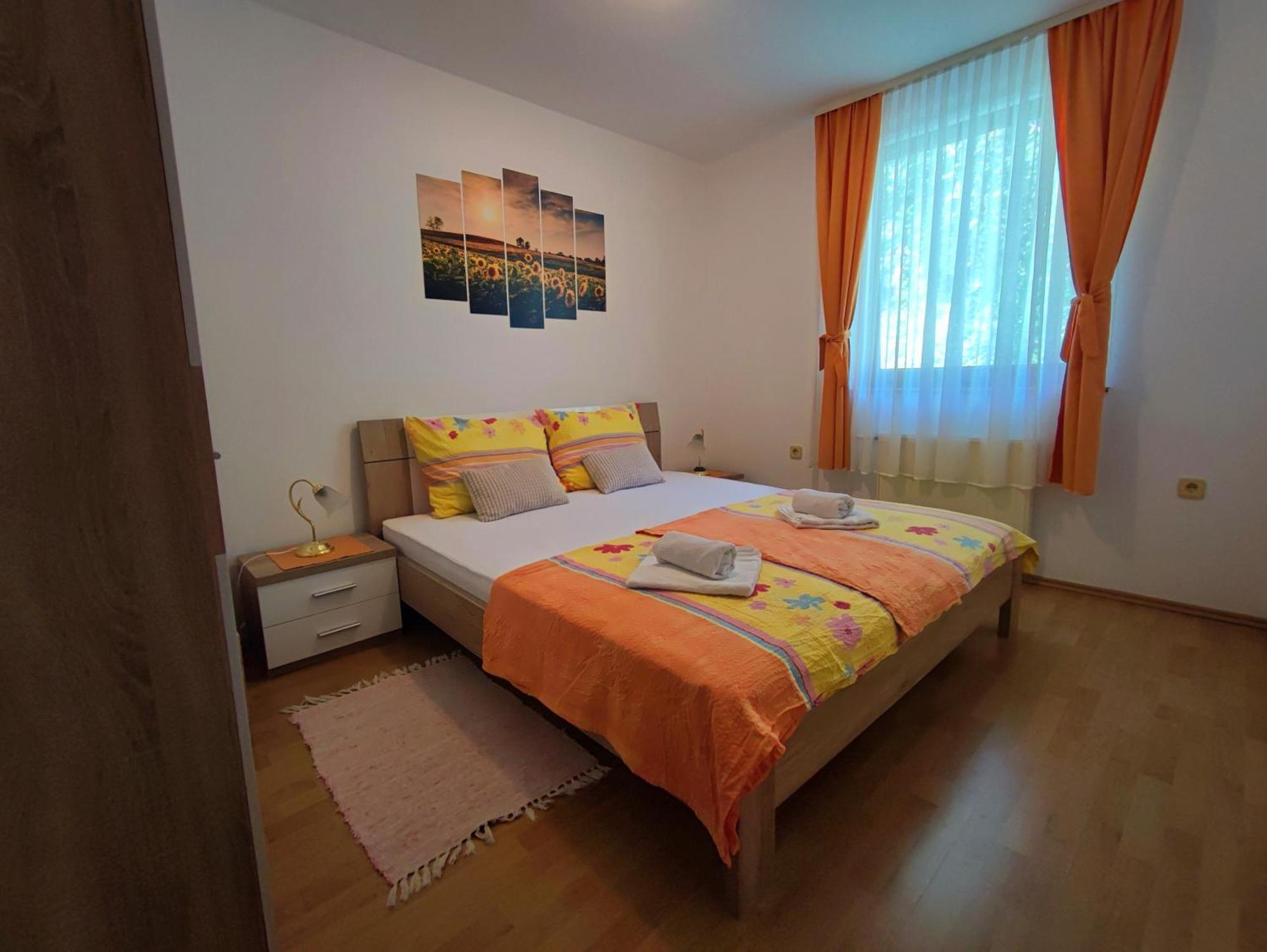 Domacija Za Robom Appartement Cerkno Kamer foto